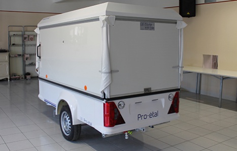 feux arrière et feux de signalisation remorque