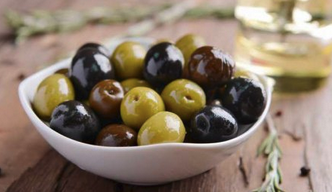 remorque-commerce-olives remorque commerce olives et produits dérivés des olives